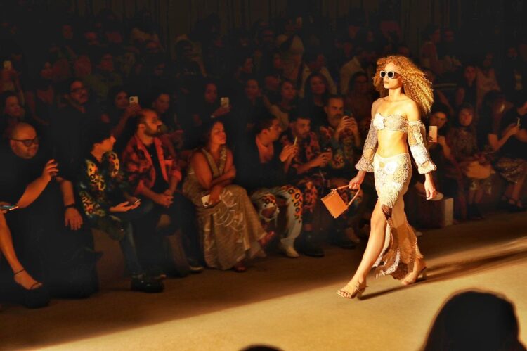 Desfile 100% Ceará: Ferrovia Eyewear lança nova linha de óculos no maior evento de moda do Nordeste