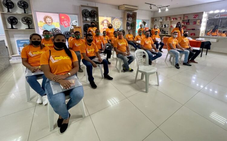 Mallory investe em iniciativas que promovem educação básica de colaboradores e familiares