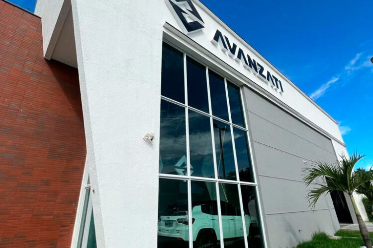 AVANZATI oferece tratamentos automotivos capazes de prevenir o desgaste, manter o brilho ou mesmo restaurar a pintura do veículo