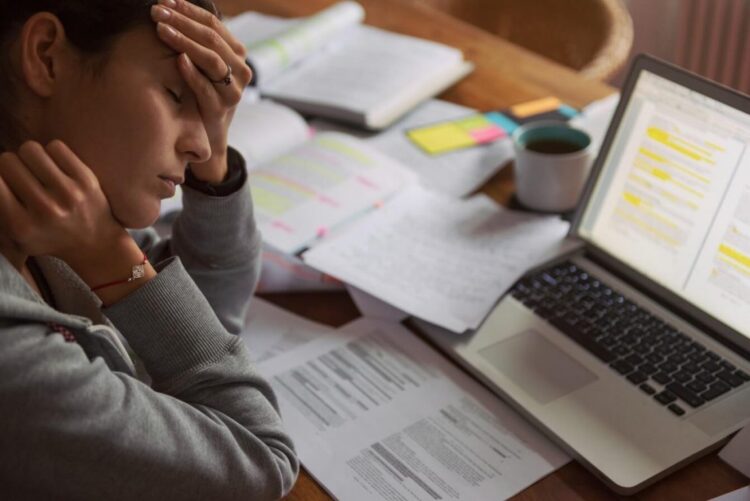 Síndrome de Burnout: pesquisa revela alto nível de estresse em trabalhadores brasileiros
