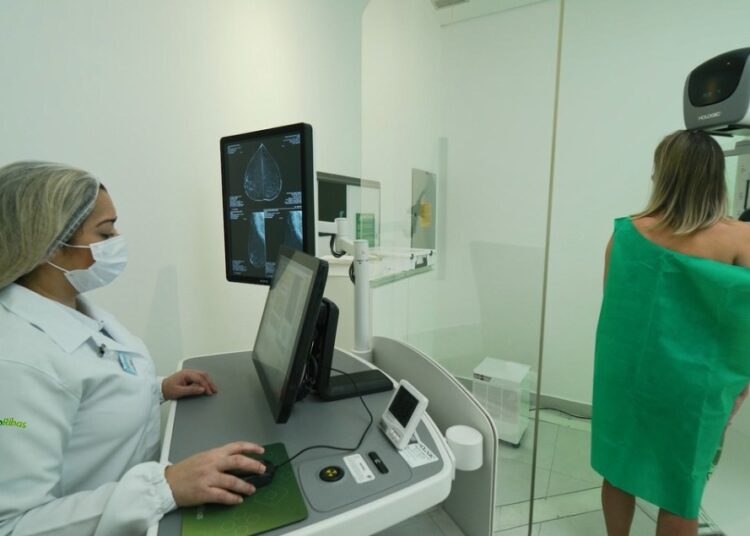 Câncer de mama tem mais de 90% de chance de cura se diagnosticado precocemente