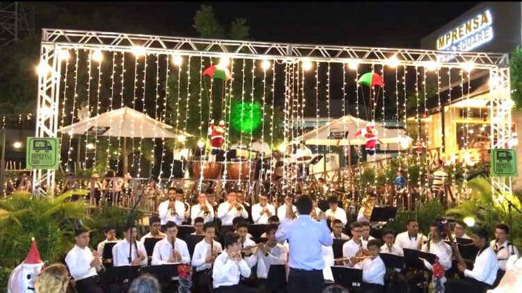 Especial de Fim de Ano: Imprensa Food Square recebe grande concerto de Natal