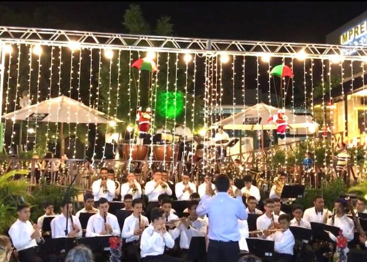 Especial de Fim de Ano: Imprensa Food Square recebe grande concerto de Natal