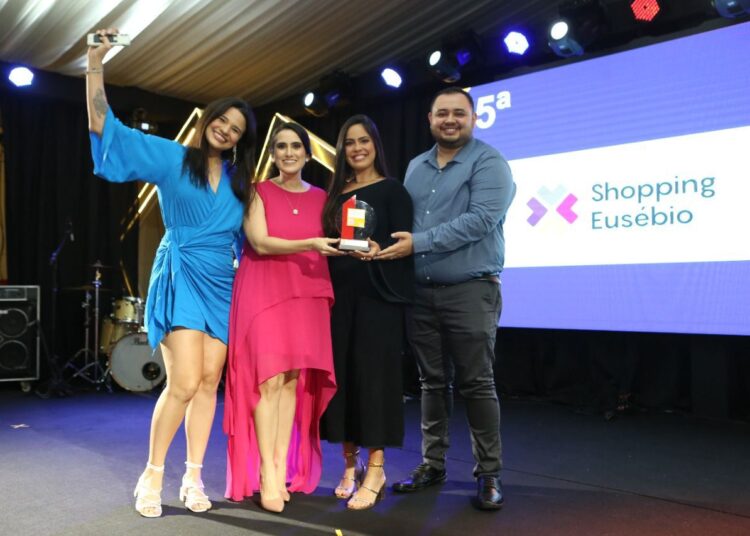 Shopping Eusébio é premiado com o certificado de 5ª melhor empresa para trabalhar no Ceará