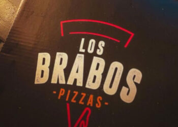 Pizzaria Los Brabos realiza ação de Natal com moradores em situação de rua