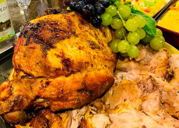 Ceia de Natal 2022 no restaurante Nativas contará com muita comemoração