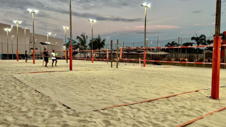 Shopping Eusébio realiza Campeonato de Carimba