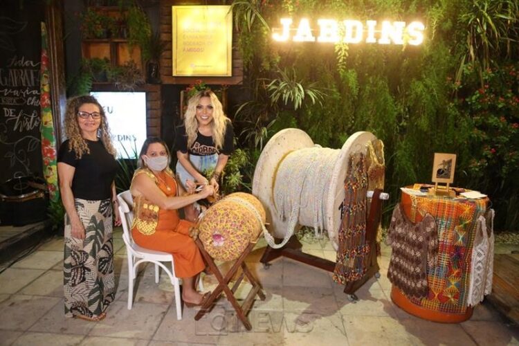 Projetos sociais da empresária Thaty Rabello já capacitaram mais de 5 mil pessoas no Ceará