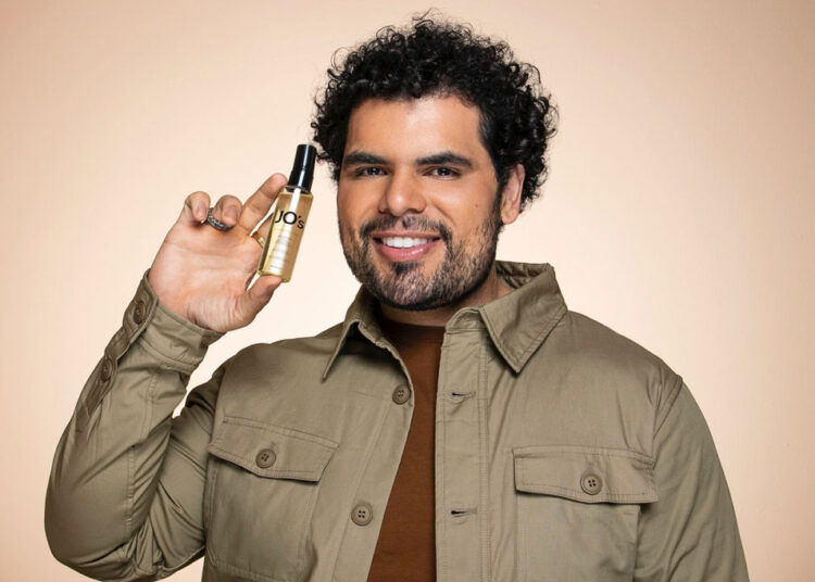 Joaquim Ferraz, um dos cabeleireiros mais renomados do Brasil, lança a JO’s sua linha especial de produtos voltados para os cabelos