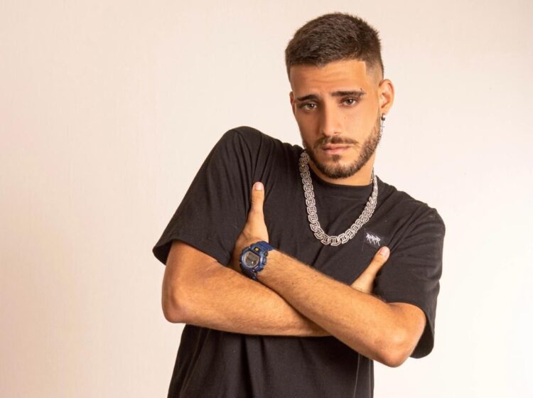 Com letras intensas, o artista LK, se destaca na cena, e é tido como nova promessa do trap de fortaleza