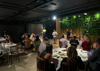 Vasto Restaurante apresenta seus novos rótulos de vinho durante evento em sua unidade de Fortaleza