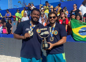 Técnico maracanauense conquista título com a Seleção Brasileira de Handebol de Praia