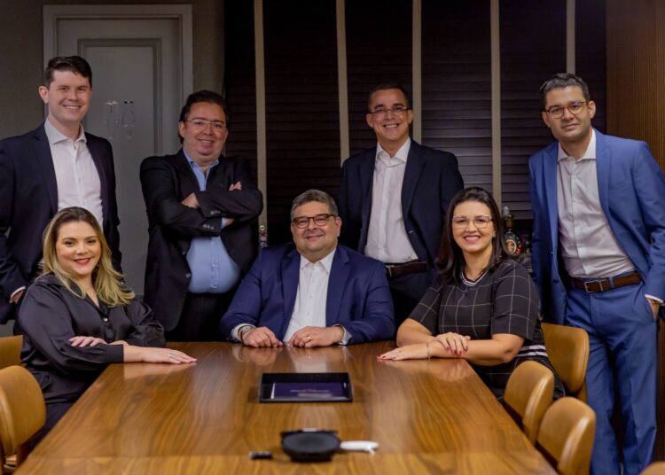 Em comemoração aos 25 anos, Escritório Abimael Carvalho promove encontro sobre cenário macroeconômico e desafios para empresas