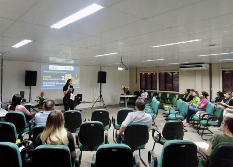 Junior Achievement Ceará capacita professores da rede pública em educação empreendedora