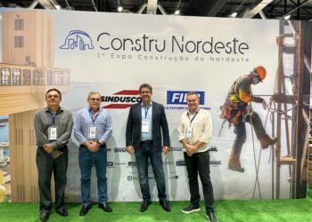 Presidente da Coopercon Ceará aborda modelo de sucesso da cooperativa na 1ª Constru Nordeste, em Salvador