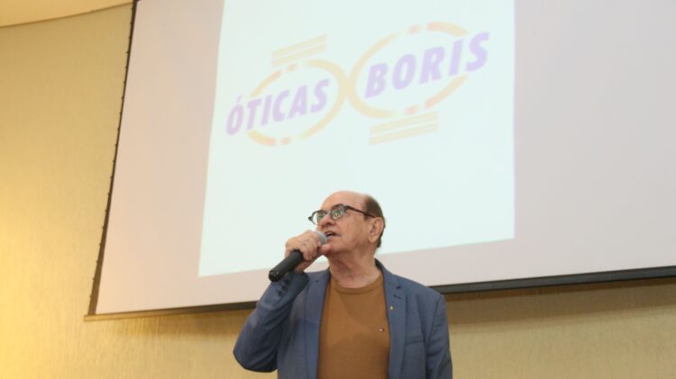 Óticas Boris: Há 50 anos sendo a maior especialista em óculos de grau do mercado cearense