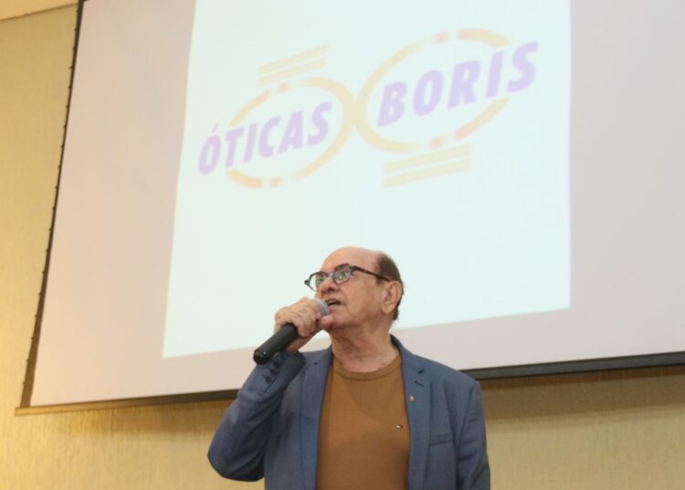 Óticas Boris: Há 50 anos sendo a maior especialista em óculos de grau do mercado cearense