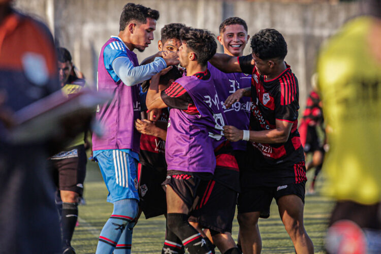 Garotos do FC Atlético Cearense brilham em vitória emocionante sobre o Floresta na Taça FCF