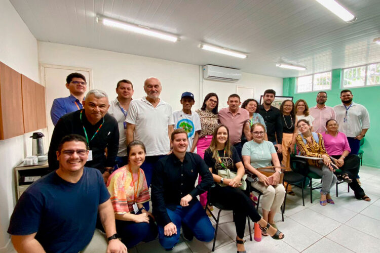 Semam participa de reunião sobre instalação de Ecobarreiras no Rio Maranguapinho