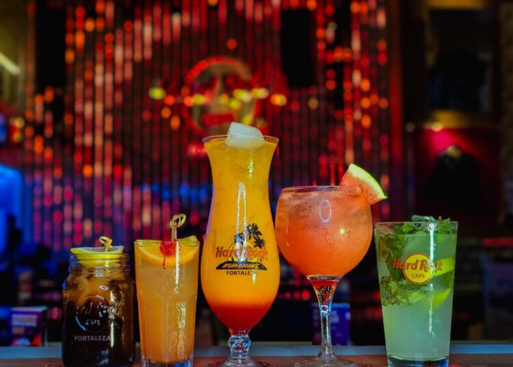 Hard Rock Cafe lança a 2ª edição do “Summer Drinks” com 5 drinks por R$ 119,90; saiba mais
