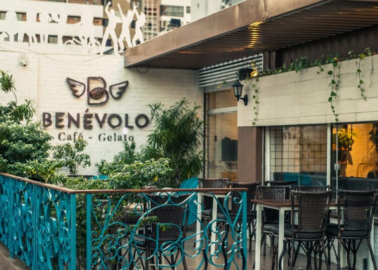 Benévolo inaugura primeira franquia no Porto das Dunas