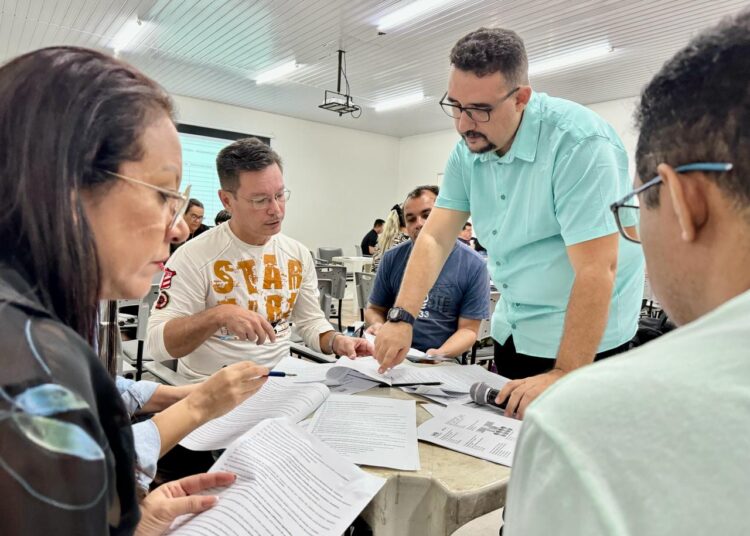 Professores de Matemática participam de mentoria realizada pela Secretaria de Educação