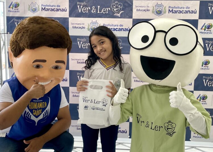 Prefeitura realiza segunda entrega de óculos de grau para estudantes da rede municipal