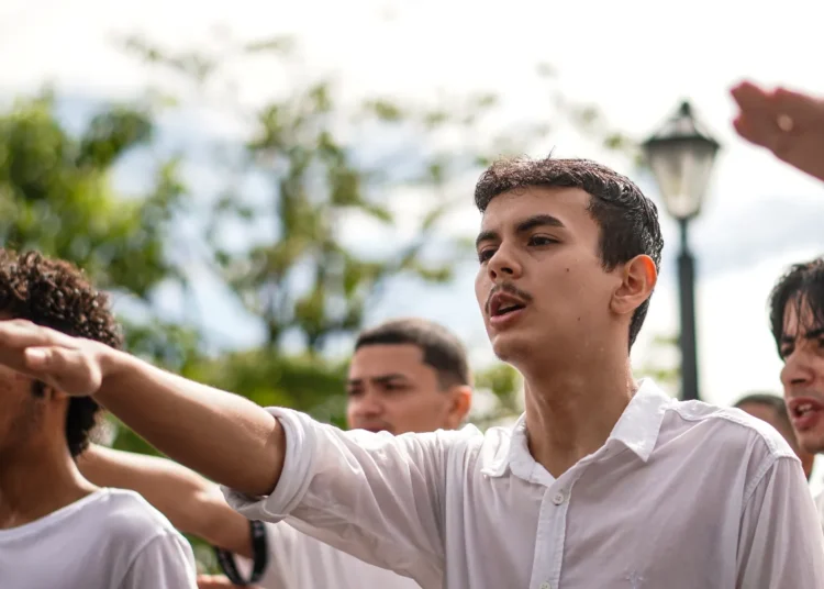 Prefeitura realiza entrega Certificados de Dispensa de Incorporação para 300 jovens maracanauenses