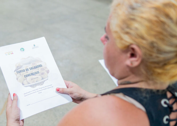 Sasc oferta curso de salgados comerciais
