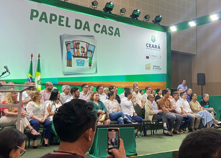 120 famílias maracanauenses recebem Papel da Casa