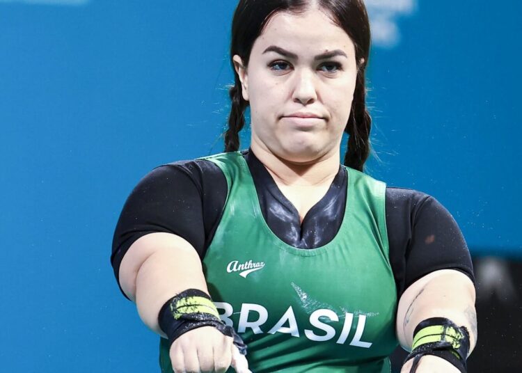 Mariana D’Andrea é prata em etapa da Copa do Mundo de Halterofilismo