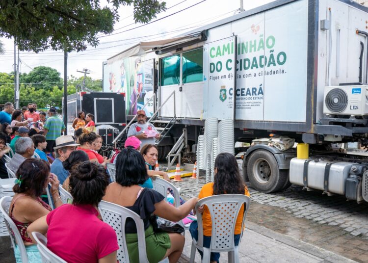Maracanaú recebe a 4ª edição do Projeto Ouvidoria na Praça