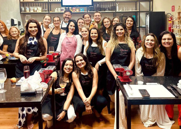 Paula Dantas organiza o terceiro encontro Entre Elas na L’ecole Ávila, escola de gastronomia