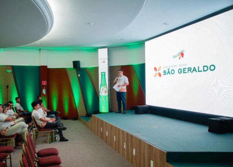 Cajuína São Geraldo é o 2º refrigerante mais vendido no Ceará, segundo dados da Scanntech