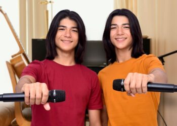 Marcos e Vinicius estreiam com o CD “Forró no 220”
