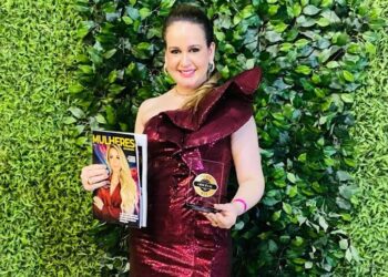 Lançamento da revista “Mulheres que Brilham Brasil” conta com homenagem a Dra. Eduarda Diógenes em São Paulo
