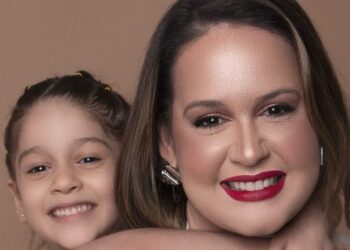 Presentes especiais para mães extraordinárias: Descubra os tratamentos exclusivos na Clínica Eduarda Diógenes