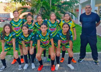 Equipe de futsal feminino da Escola José Dantas Sobrinho é classificada para etapa macro dos Jogos Escolares