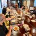 Sócia-diretora do Grupo Atitude Serviços, Laís Soares reúne síndicos profissionais para almoço de networking na Forneria Coriolano