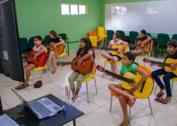 A Casa de Vovó Dedé recebe inscrições para novos alunos dos cursos de instrumentos, teoria musical, coral e musicalização infantil até o dia 30 de julho