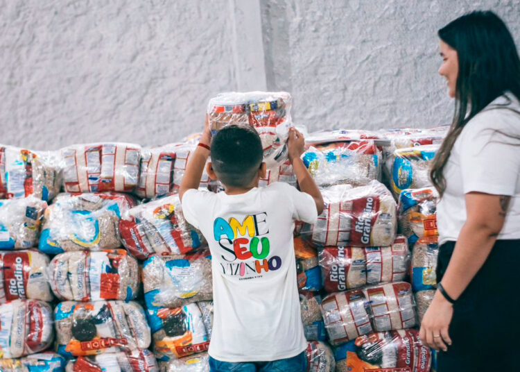 Ação Beneficente Arrecada 3.000 Cestas Básicas e Mobiliza Mais de 1.000 Voluntários em Maracanaú
