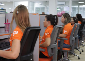 Brisanet lança central de atendimento em libras para pessoas com deficiência auditiva