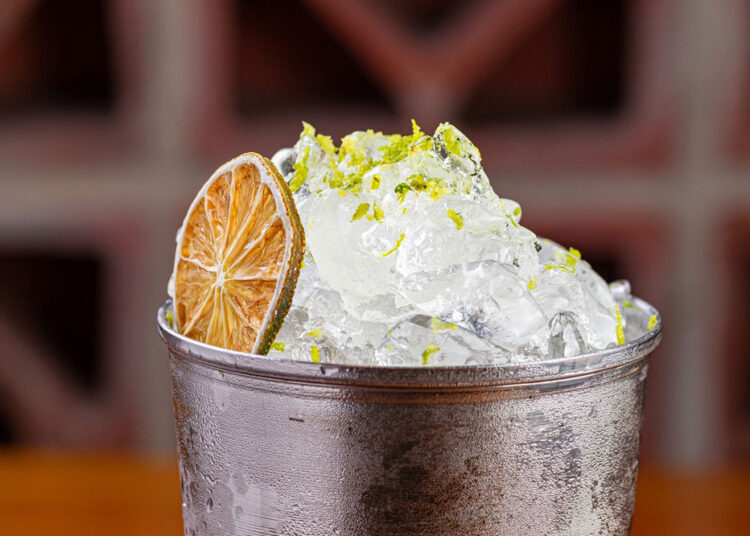 Nova carta de drinks do Seu Conrado traz 12 opções marcada pela diversidade de sabores