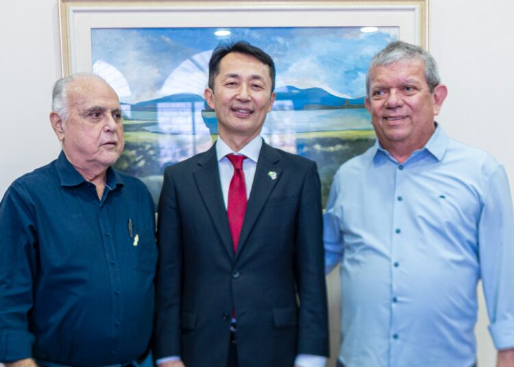 Maracanaú recebe a visita do Embaixador do Japão no Brasil