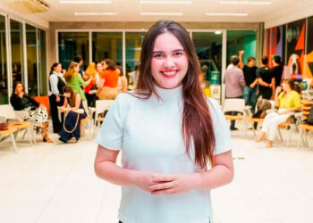 Desbravando o TikTok: Estratégias de sucesso com Lívia Ferraz na Advance Comunicação