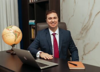 Dr. Herton Parente: Eleito Conselheiro Estadual da OAB Ceará em um marco histórico para a advocacia cearense