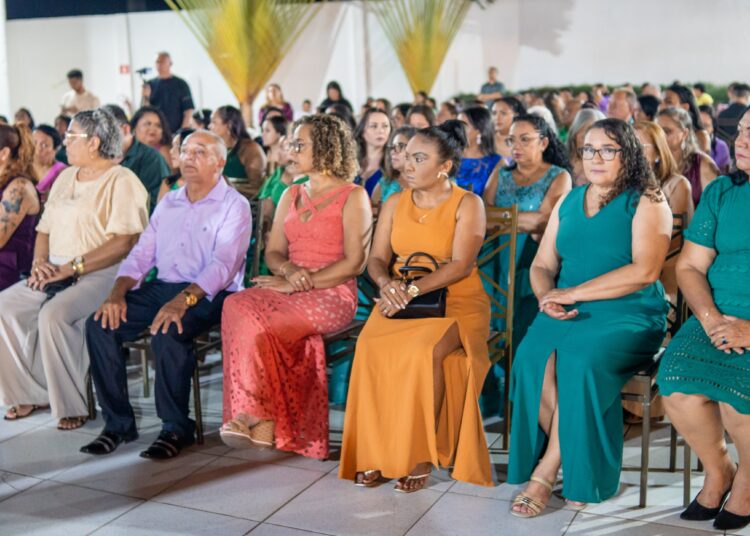 CMEP Eneida Soares Pessoa realiza colação de grau do Programa Universidade Operária do Nordeste