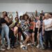 “ZUMBA QUER QUE VOCÊ IGNORE A ‘PRESSÃO DOS PROPÓSITOS DE ANO NOVO’ COM A CAMPANHA ‘DIGA. ACREDITE.’”