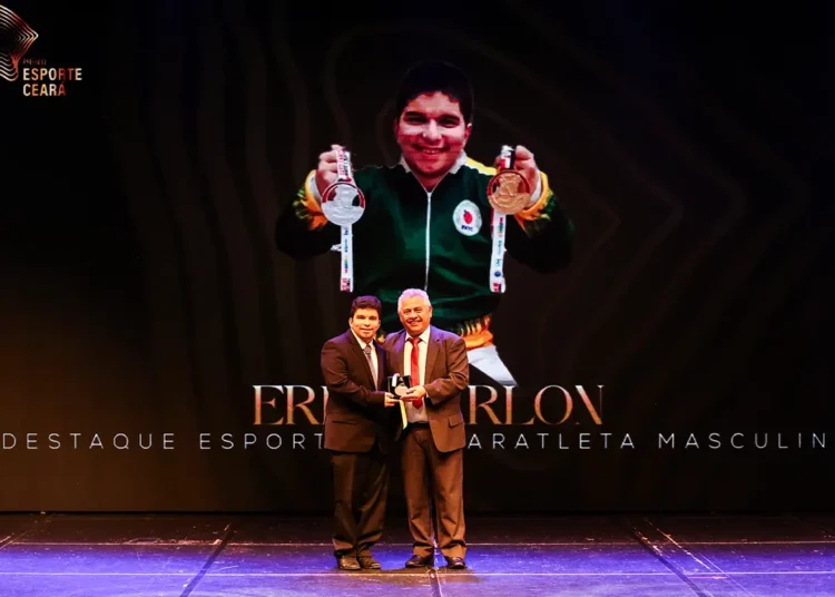 Atleta de Maracanaú é premiado no “Oscar do Esporte Cearense” — Prêmio Esporte Ceará 2025