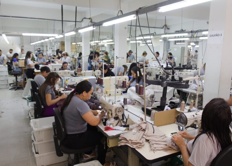 Grupo Nayane abre 39 vagas de emprego em fábrica na Caucaia